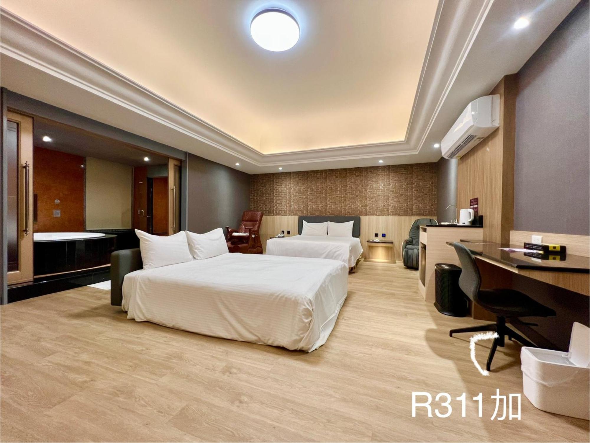 假日汽车旅馆 台南 外观 照片